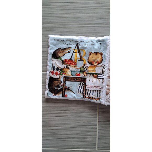 Hungry Animal Alphabet Cloth Book Toddler Soft Fabric Storybook Educational Toy - Picture 2 of 9